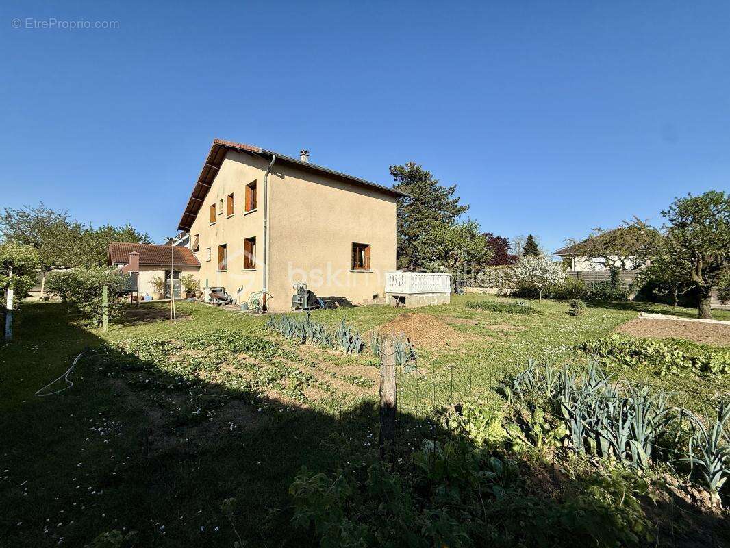 Maison à CHASSIEU