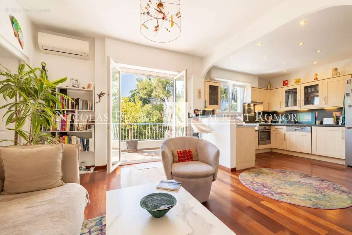 Appartement à NICE