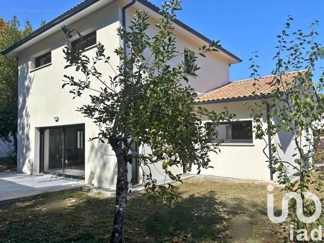 Photo 1 - Maison à EYSINES
