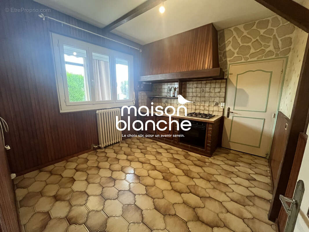 Maison à CHATILLON-SUR-THOUET