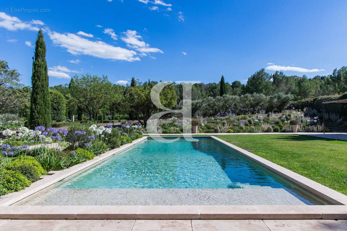 Maison à MAUSSANE-LES-ALPILLES