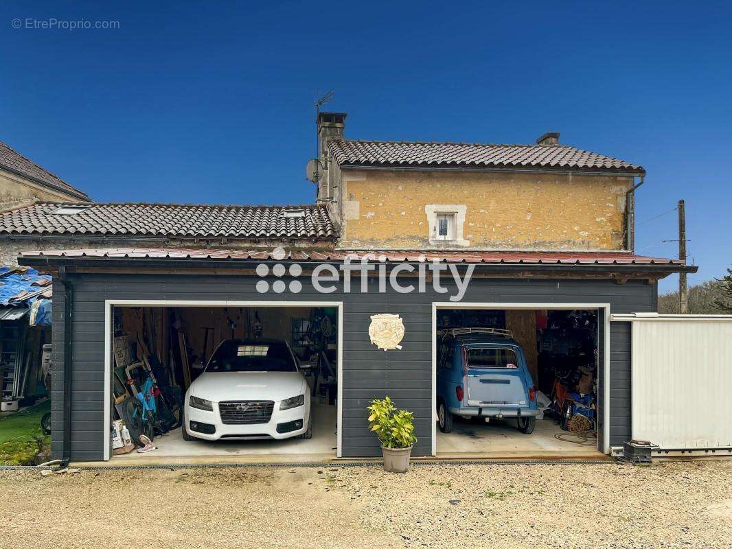 Maison à COGNAC