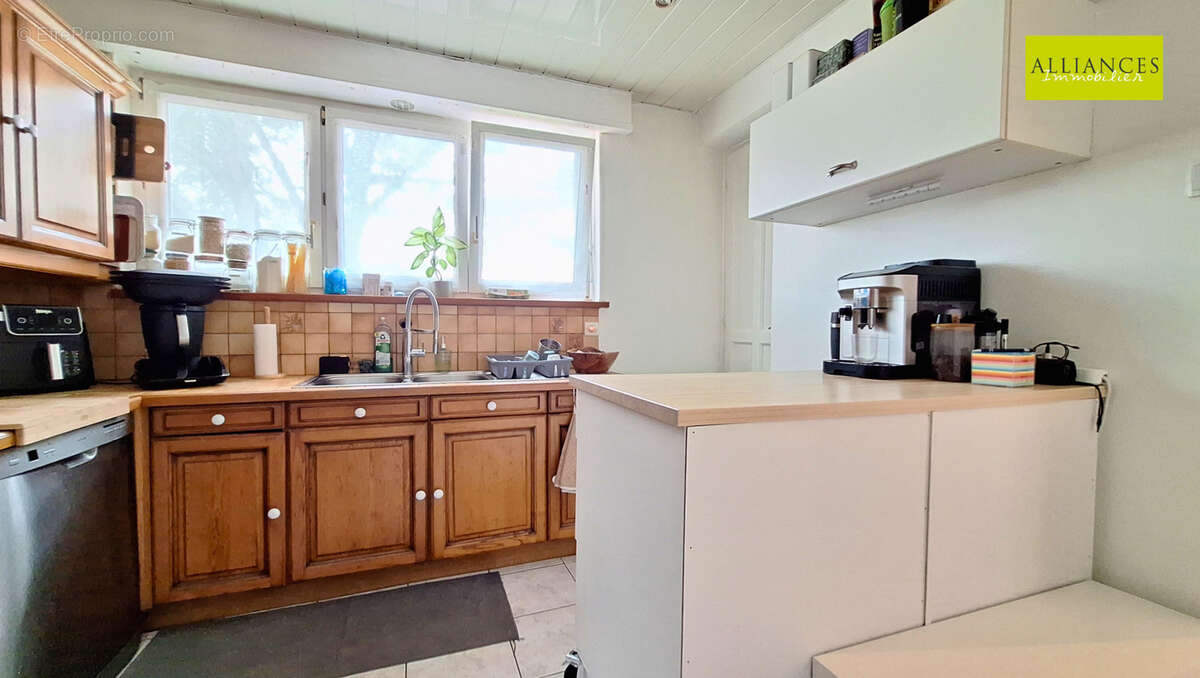 Appartement 3 pièces de 76 m2 Lumineux, chaleureux et idéalement situé ! - photo 13