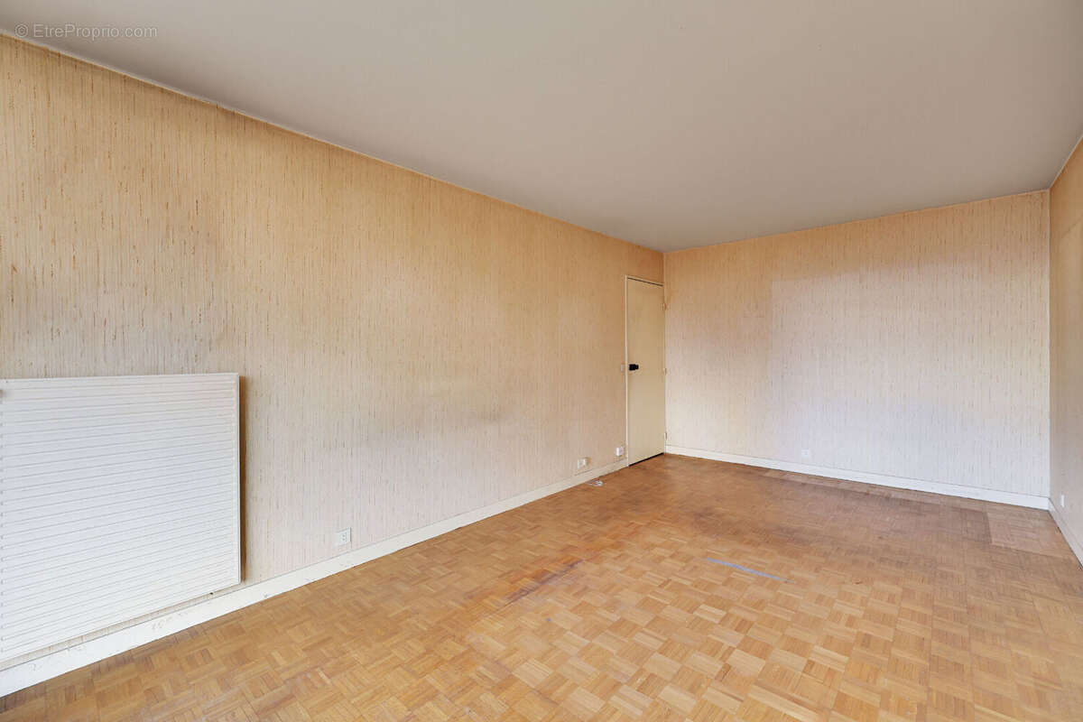 Appartement à PARIS-19E