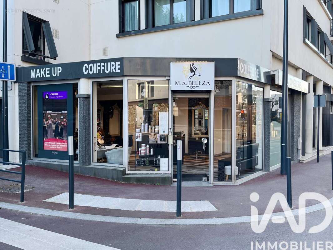 Photo 8 - Commerce à VANVES