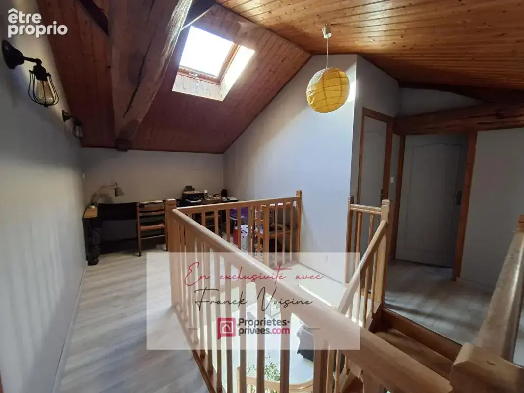 A VENDRE en Exclusivité aux Herbiers, maison de 104 m2 avec 2 chambres (possibilité 3° chambre)  et 1 bureau sur une parcelle de - photo 11