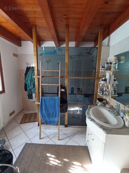 Maison 4 chambres grand sous-sol - photo 6