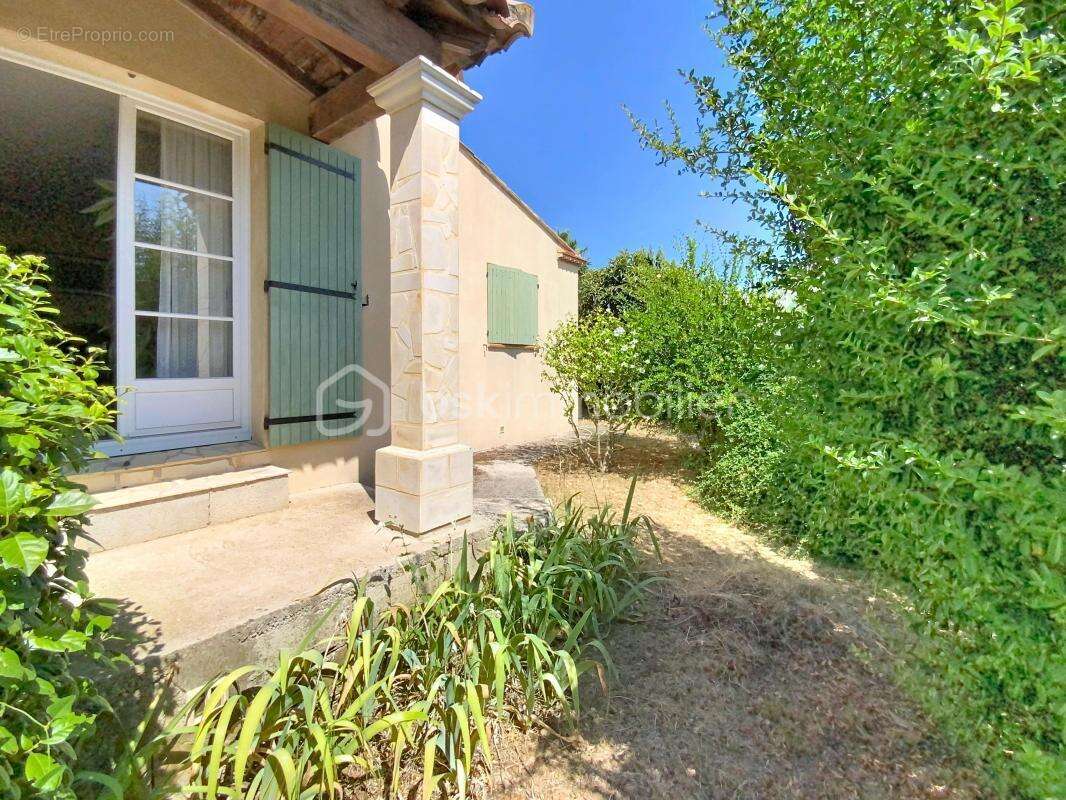 Viletelle - 1000 m2 terrian - maison de 151 m2 piscinable - photo 12