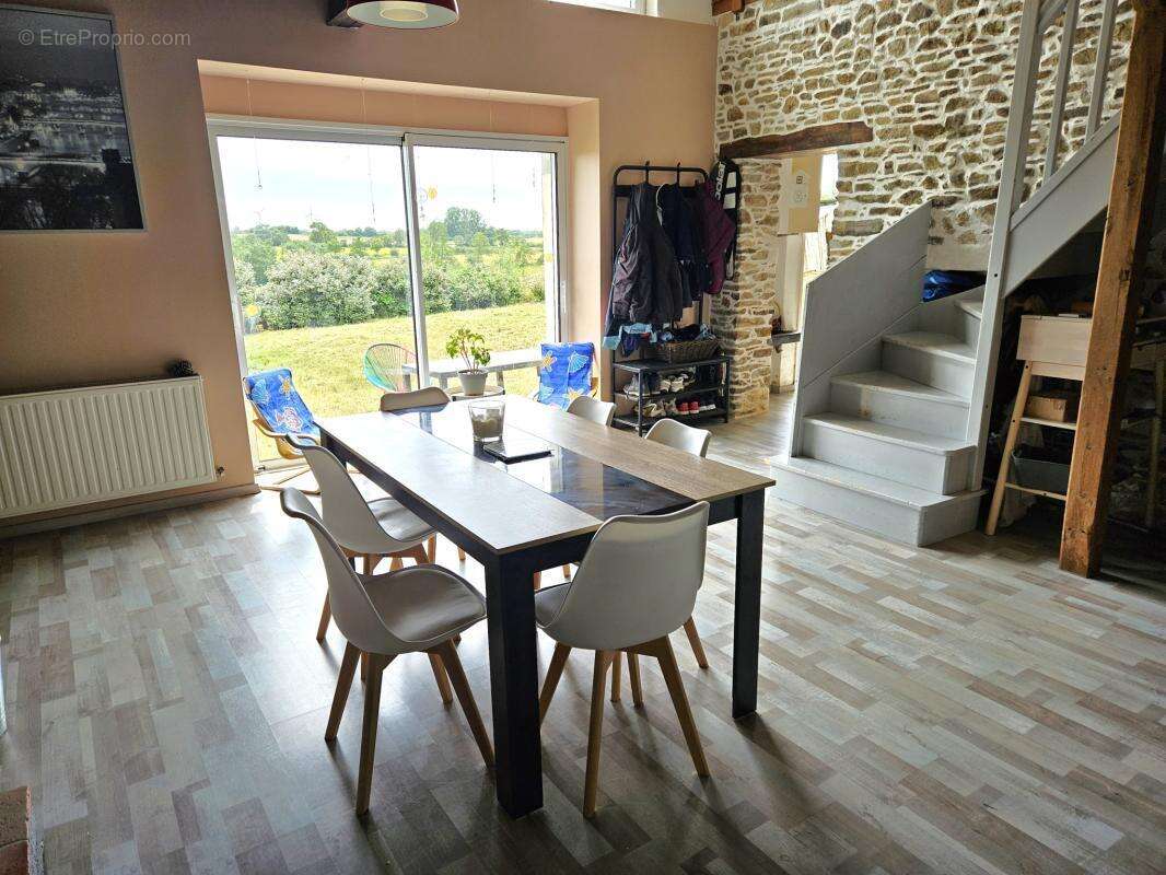 Maison à PANNECE