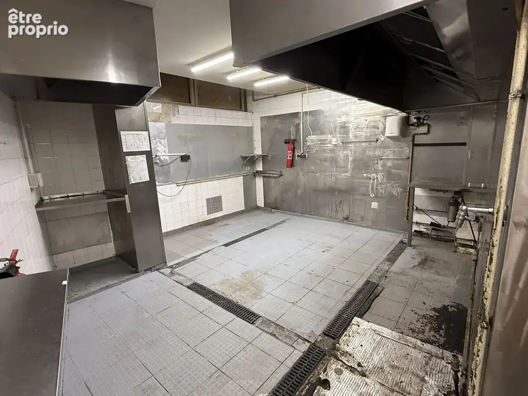 Local commercial 169 m² centre ville Cachan - photo 11