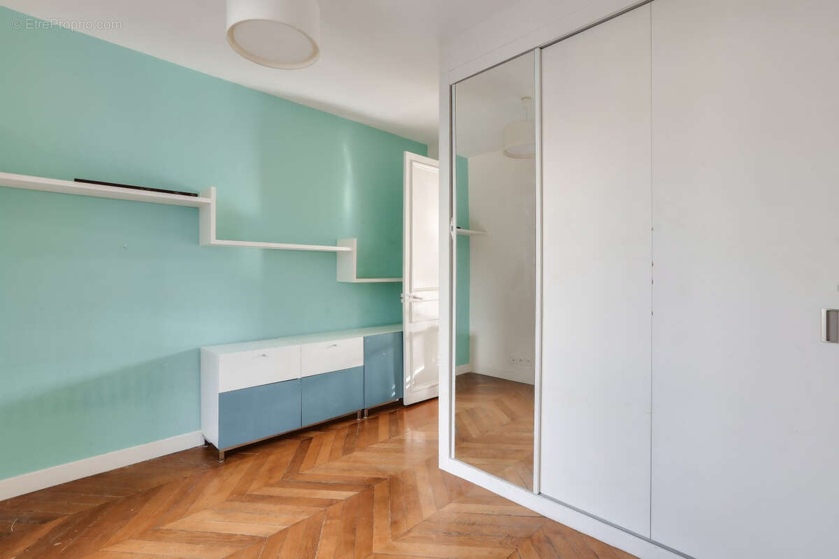 Appartement à PARIS-2E