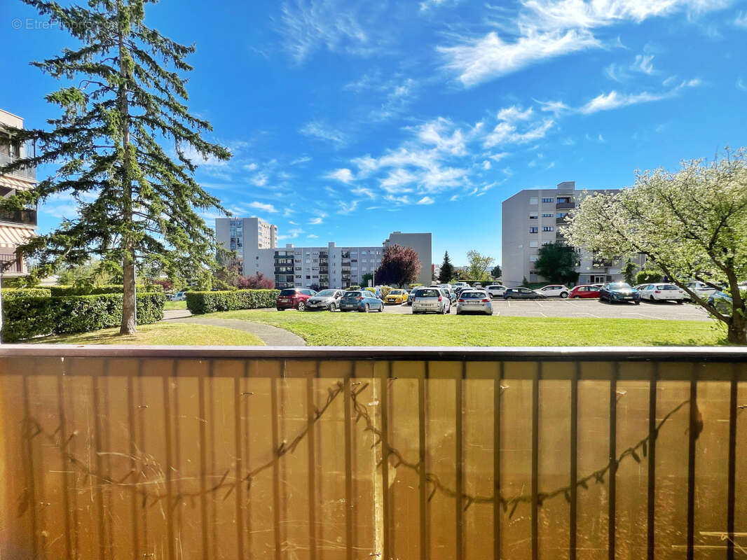 Appartement à SAINT-PRIEST