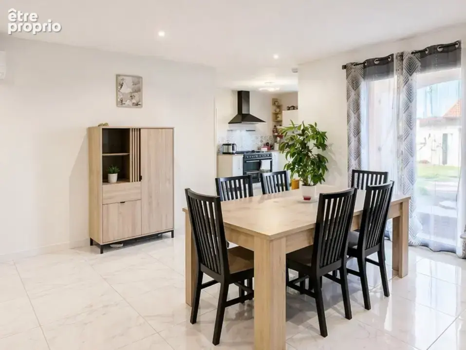 01320 CHÂTILLON-LA-PALUD   Maison de plain-pied de 118 m2   3 chambres, bureau et grand garage - photo 6