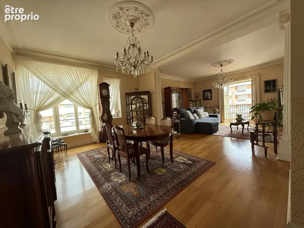 Photo Appartement à Vichy au prix de 525 000€