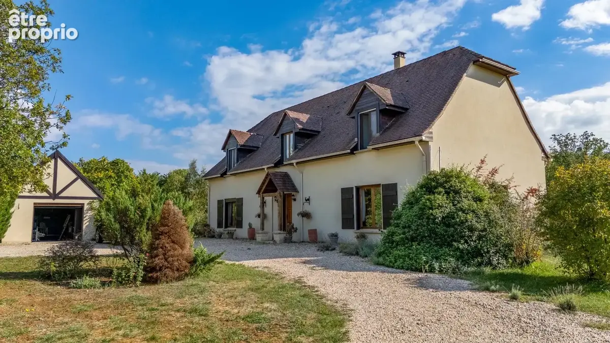 Maison à GOURDON