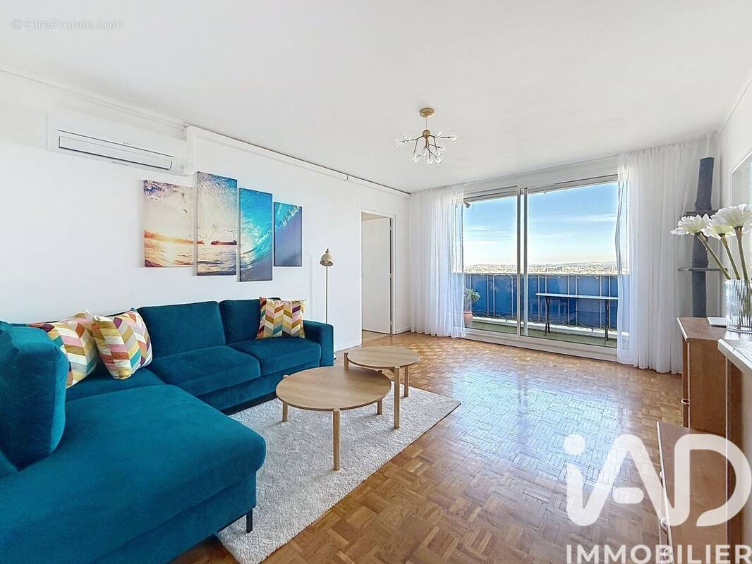 Photo 1 - Appartement à MARSEILLE-9E