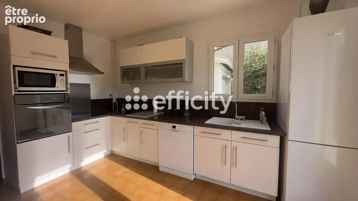 Maison 5 pièces 120 m² à vendre à Caumont-Sur-Durance (84510) - photo 3