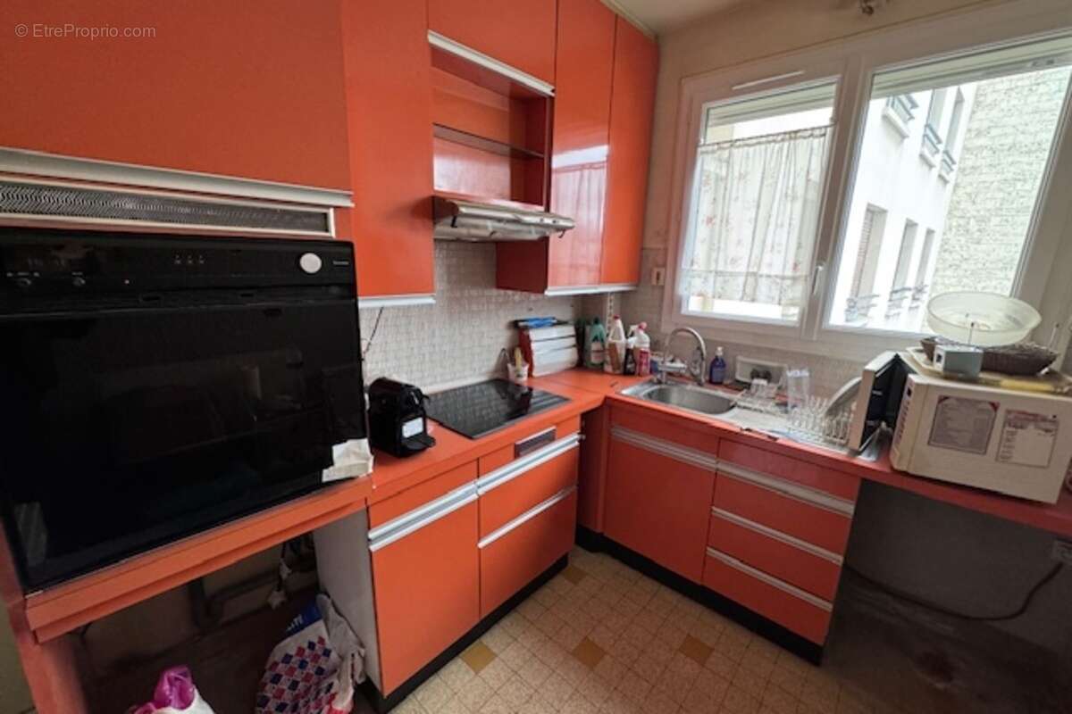 Appartement à PARIS-11E