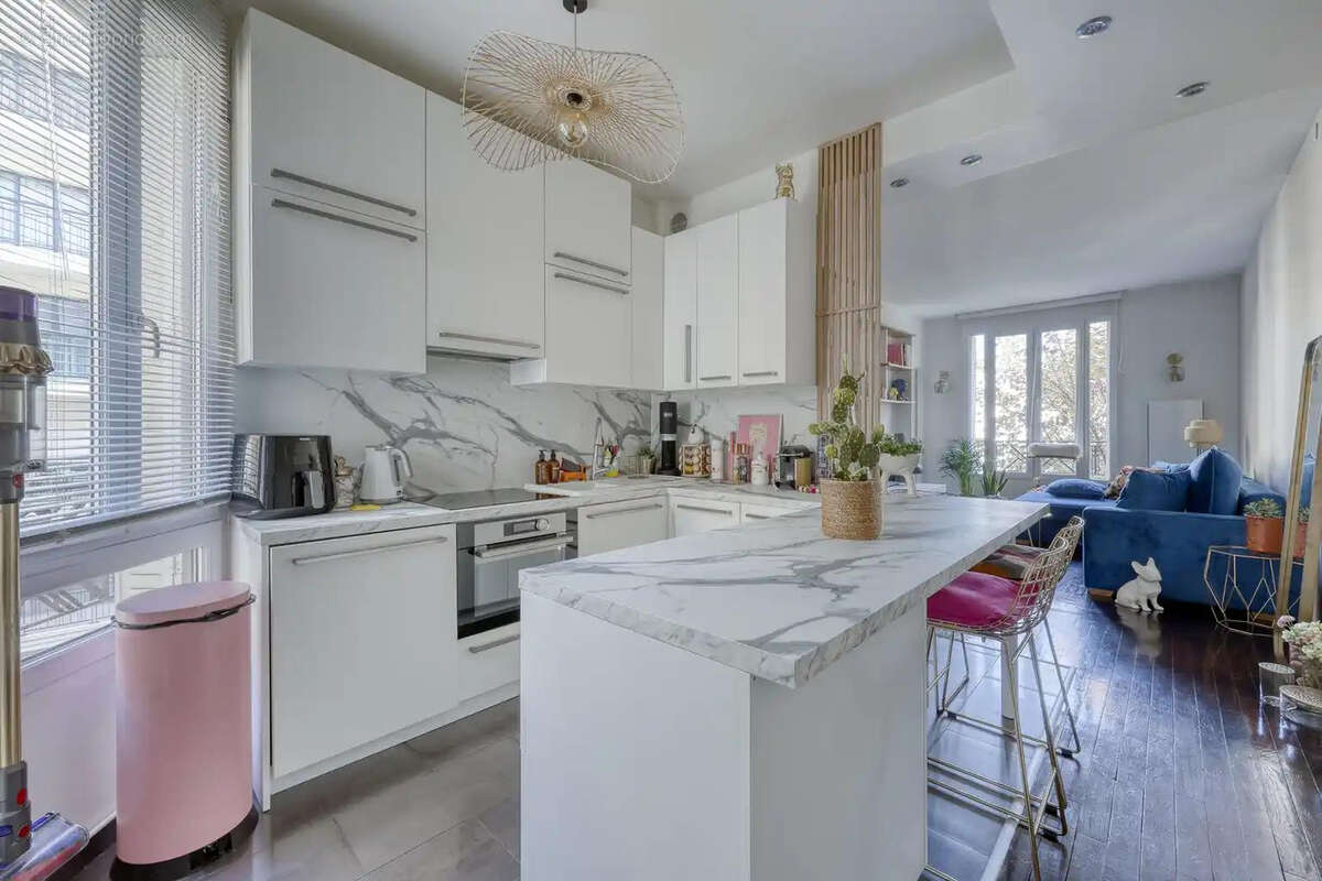 Appartement à SURESNES