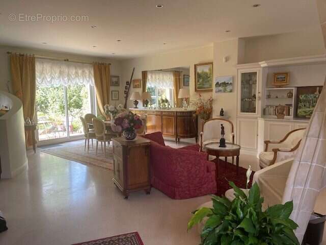 Maison à LE BOURGET