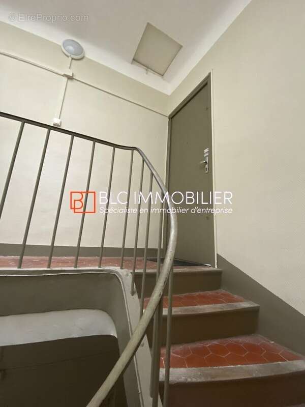 Appartement à MARSEILLE-4E