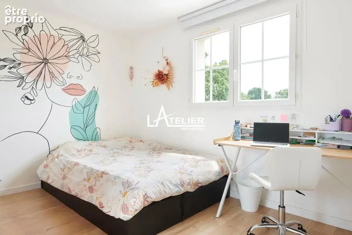 Maison rénovée de 150 m² – 5 chambres – terrain 950 m² - photo 13