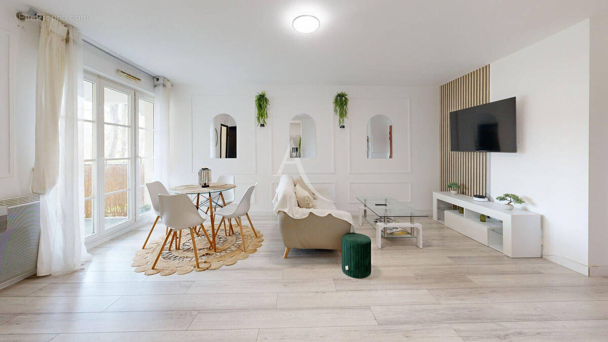 Appartement à VAUREAL