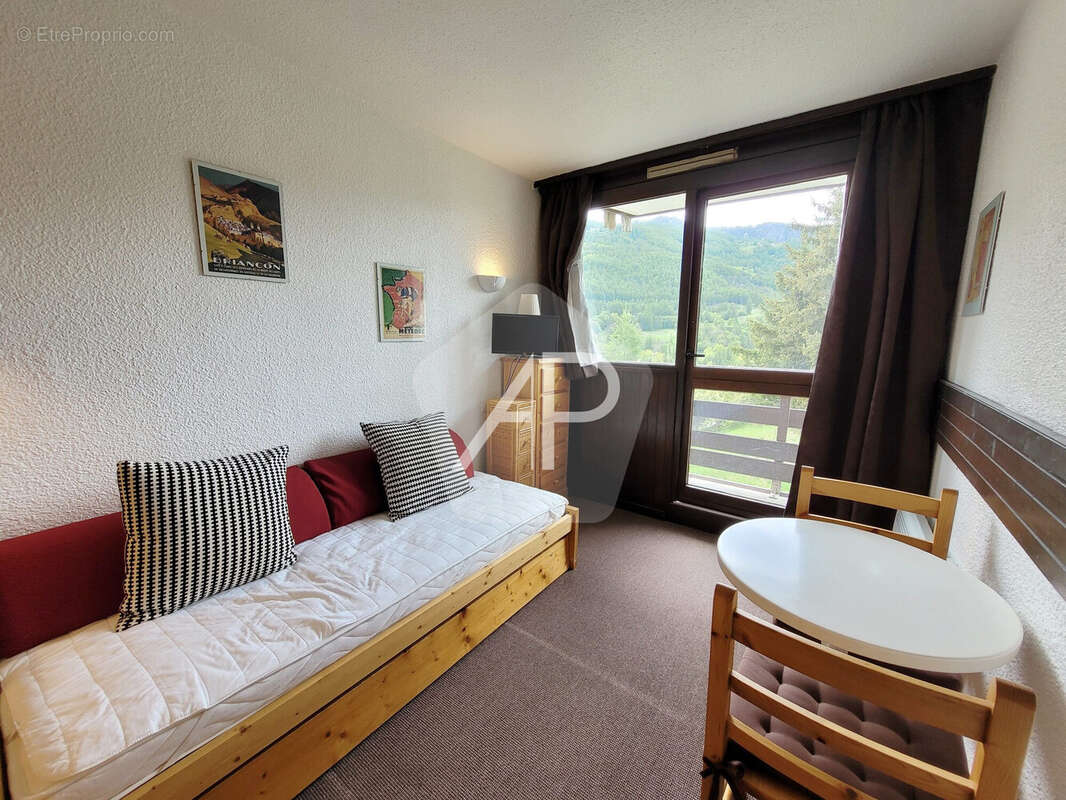 Appartement à SAINT-CHAFFREY