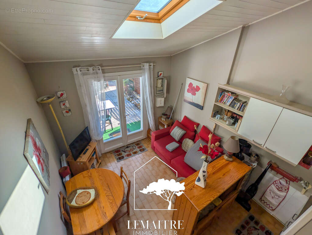 Maison à LES MATHES