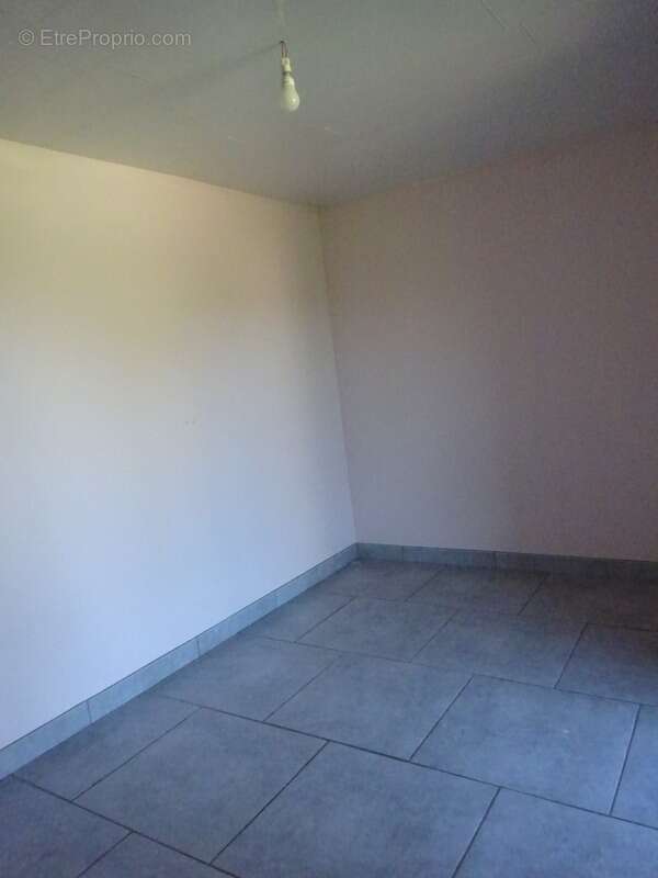 Maison à SAINT-AUBIN-EN-CHAROLLAIS