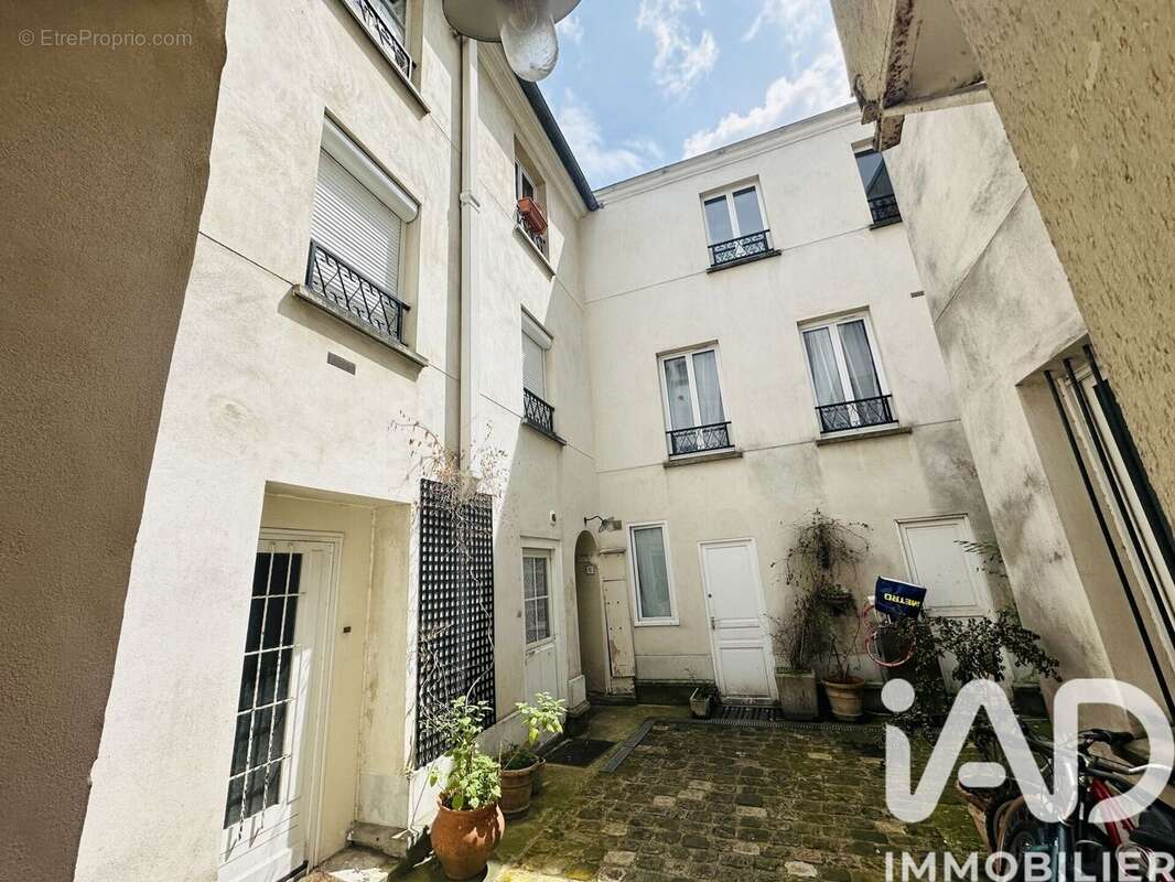Photo 8 - Appartement à PARIS-15E