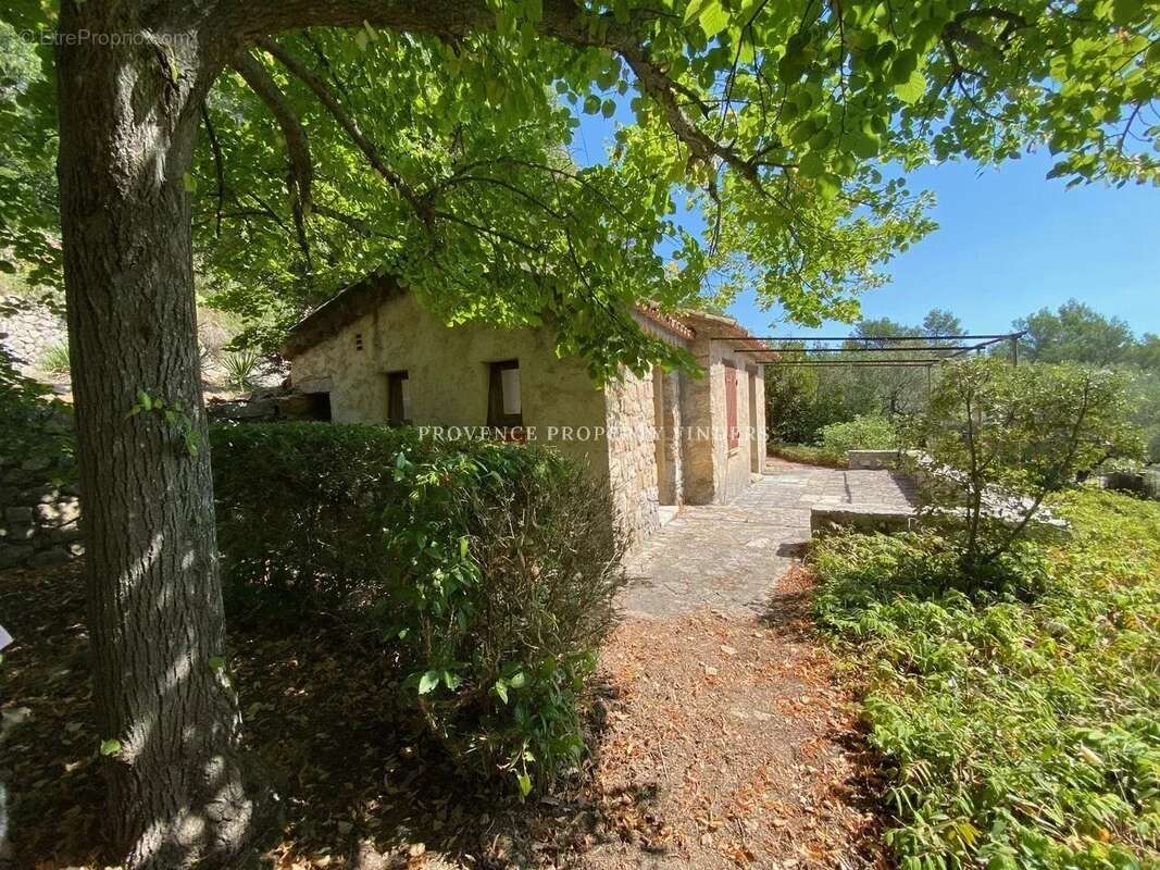 Maison à LORGUES