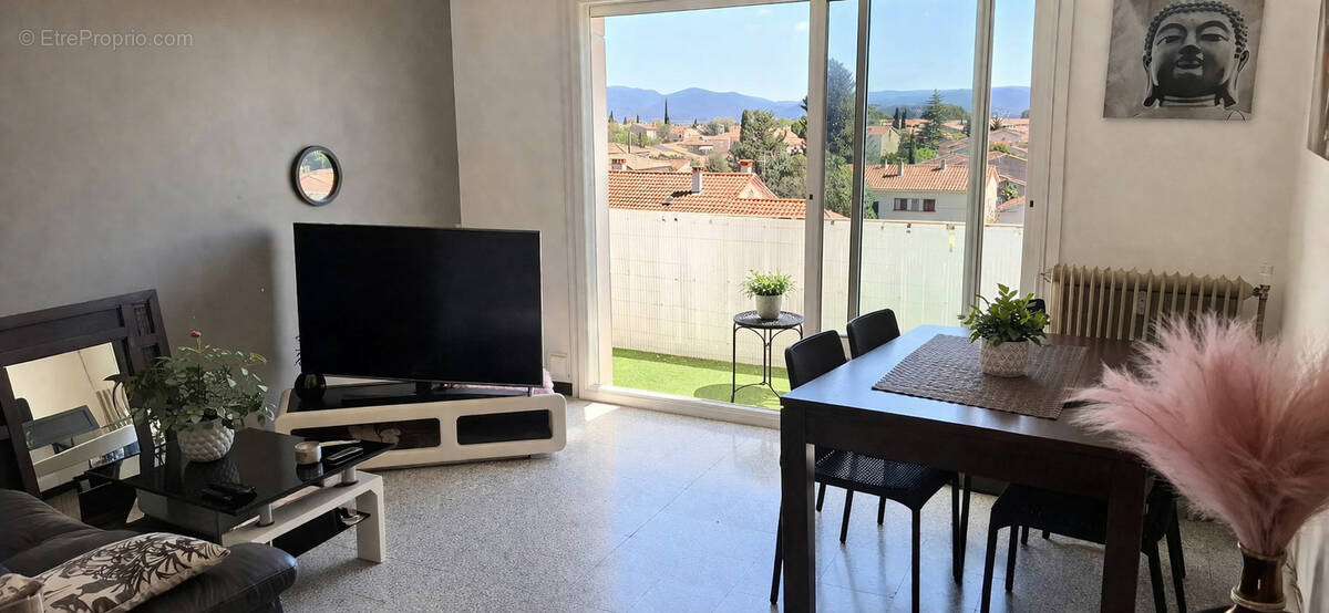 Appartement à CUERS