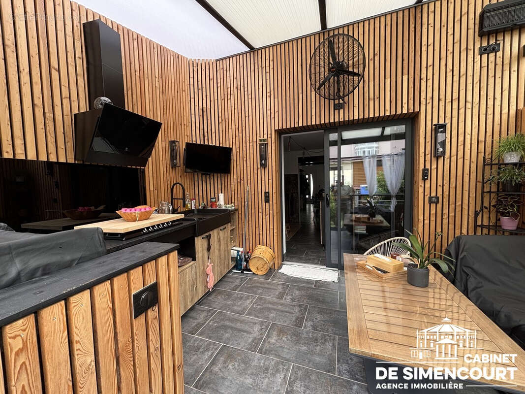 La Hotoie/Centre-ville - Amiénoise de 133m2 avec jardin et garage - photo 7