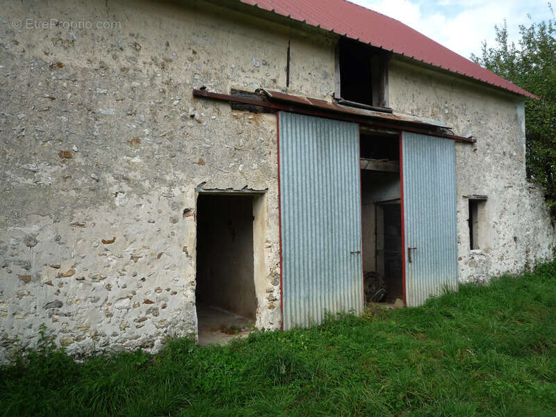 Maison à MONTDAUPHIN