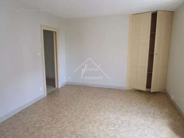 Maison à JALIGNY-SUR-BESBRE