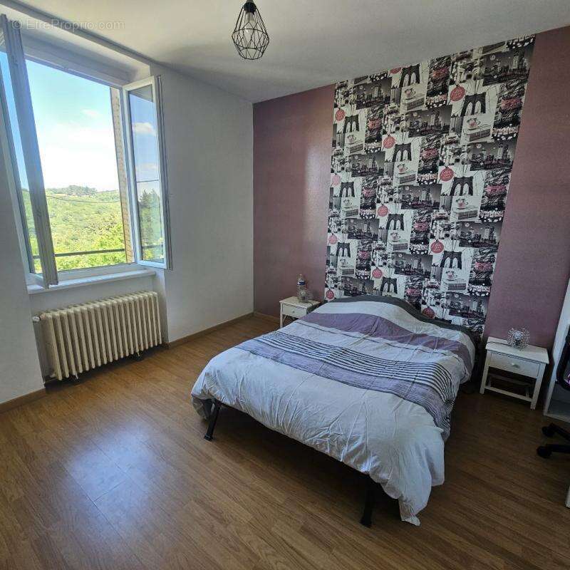 Maison à BOSMIE-L'AIGUILLE