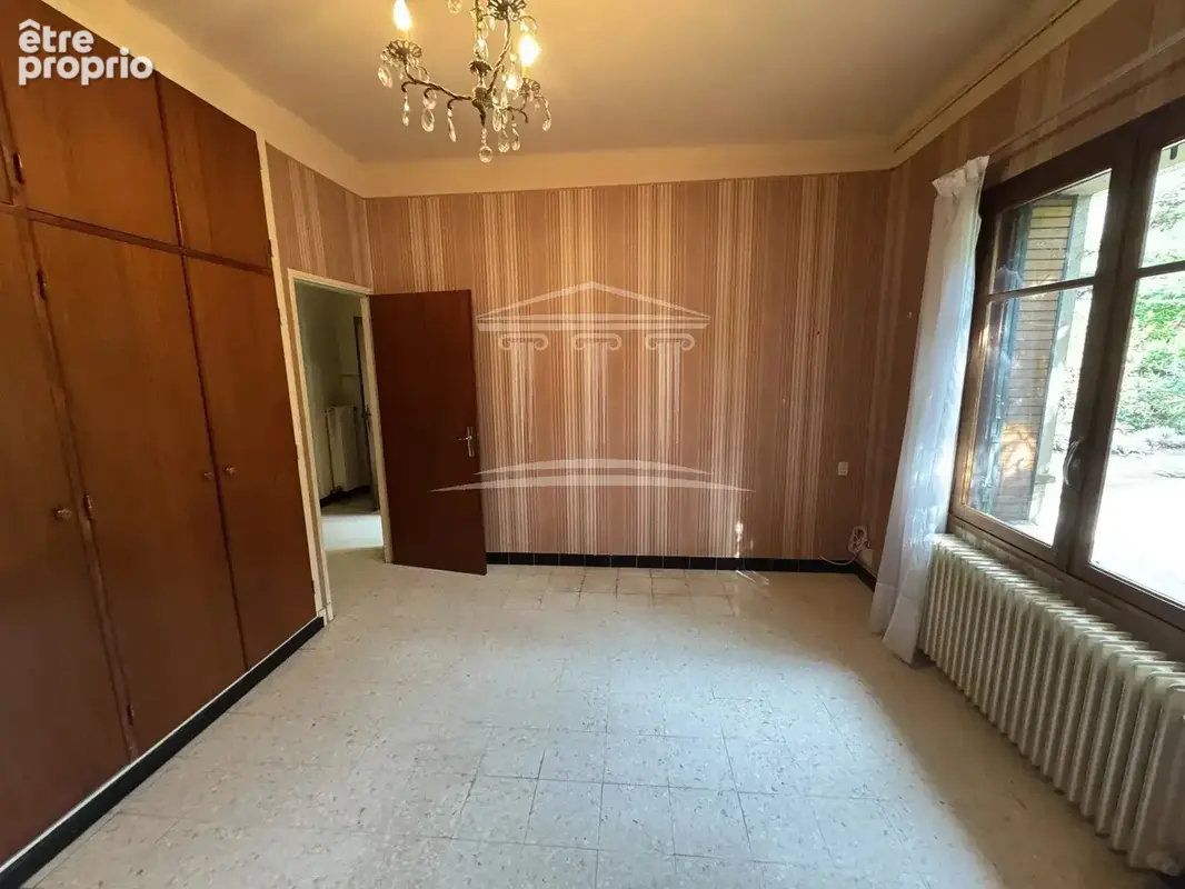 Spacieuse maison de 202 m² à Carpentras, 5 chambres - photo 4