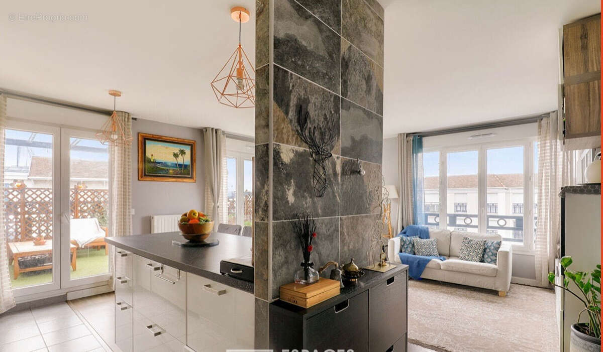 Appartement à LE BLANC-MESNIL