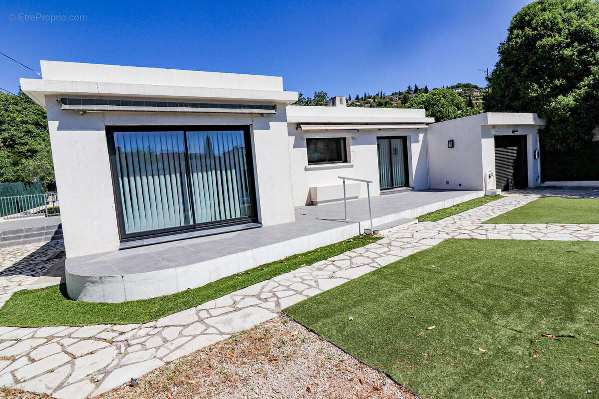 Maison à DRAGUIGNAN