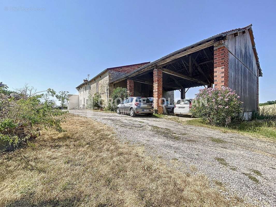 Maison à SAINT-PAUL-CAP-DE-JOUX