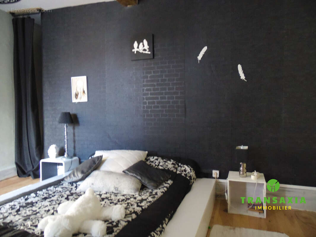 chambre 2 - Maison à SAINT-LARY