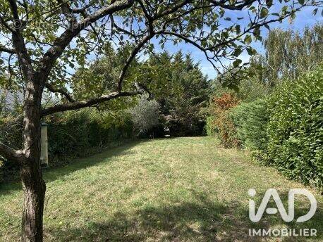 Photo 1 - Terrain à SAINTRY-SUR-SEINE