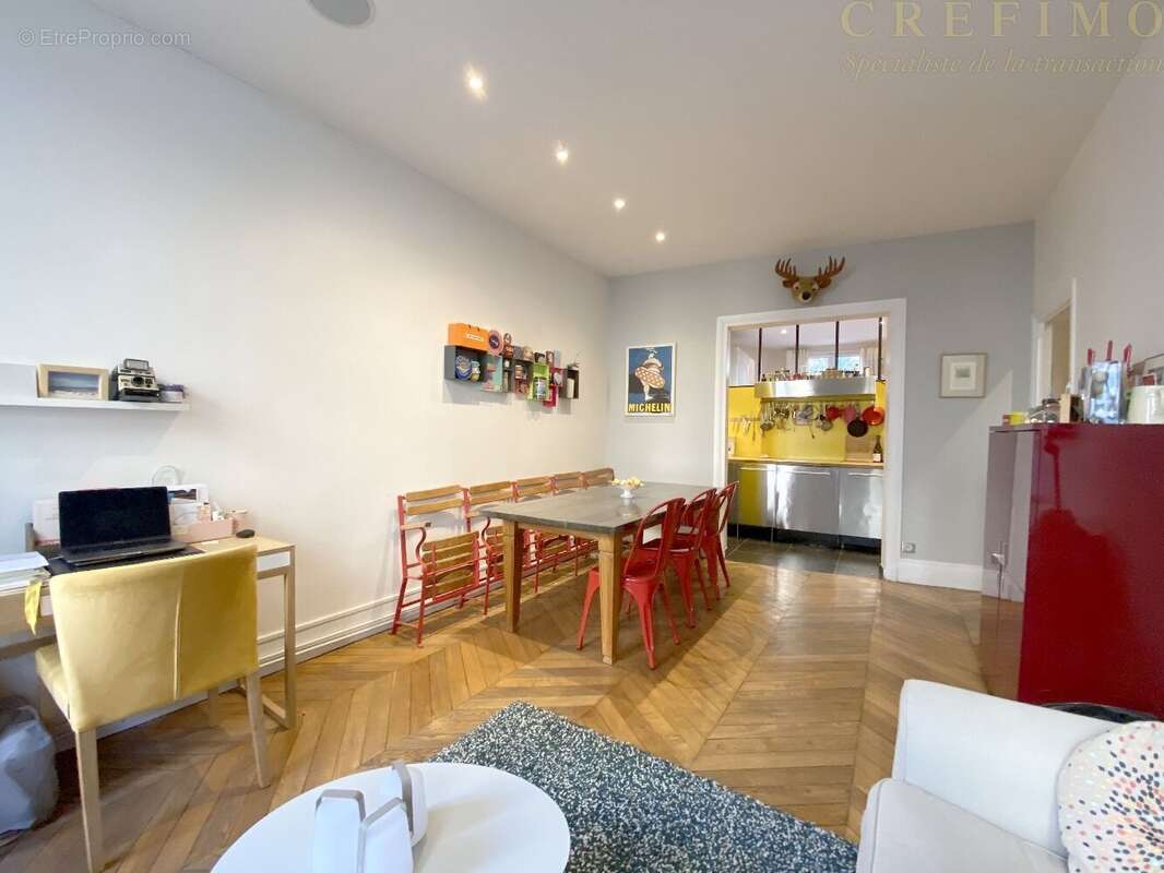 Appartement à ASNIERES-SUR-SEINE