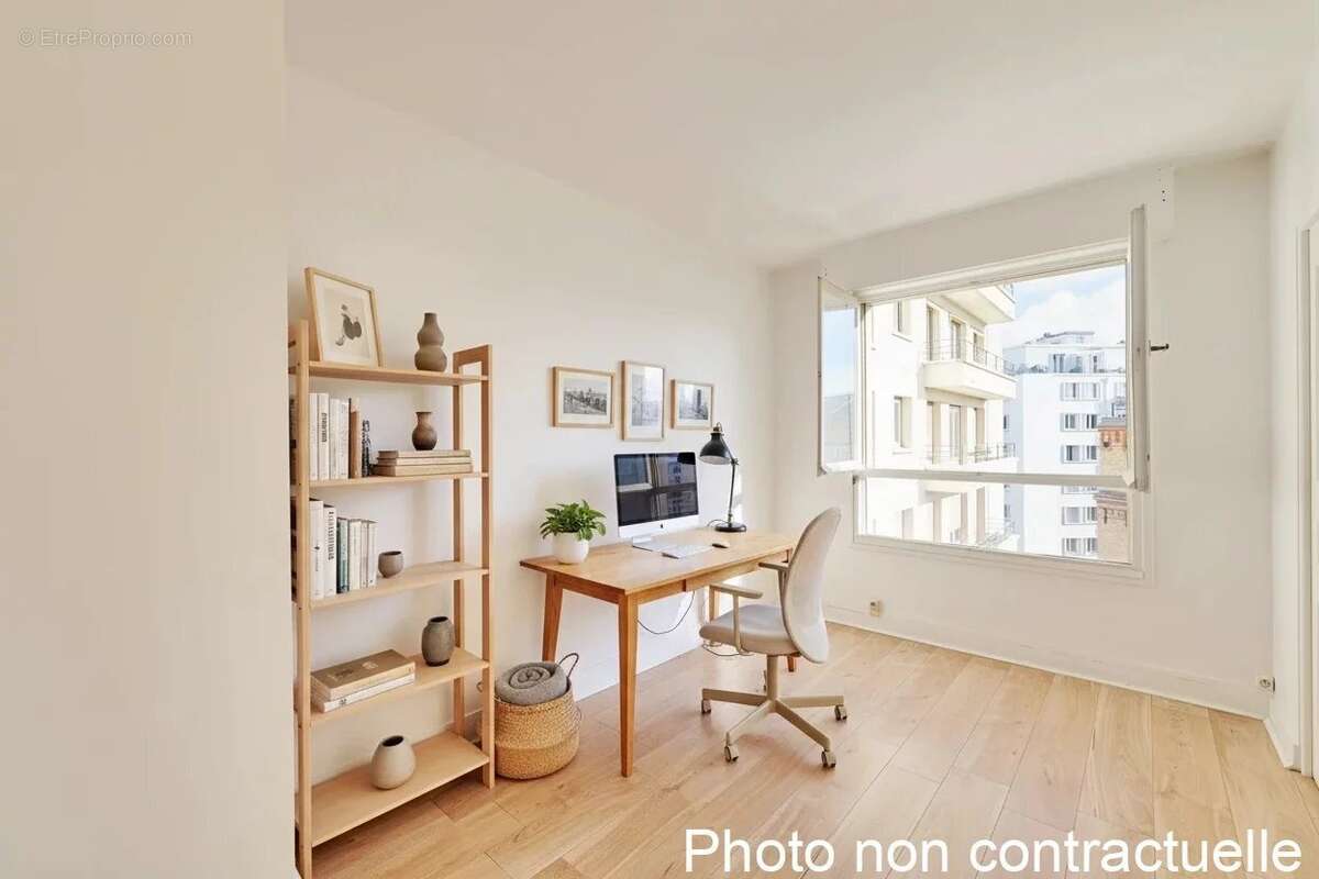 Appartement à PARIS-15E