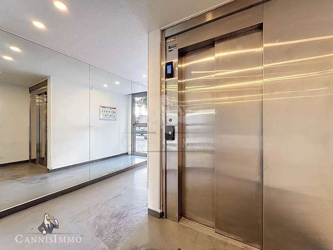 Appartement à CANNES