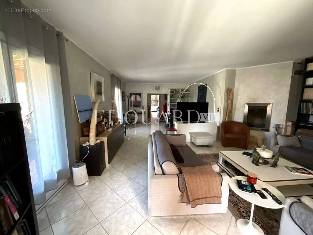 Maison à LA TURBIE
