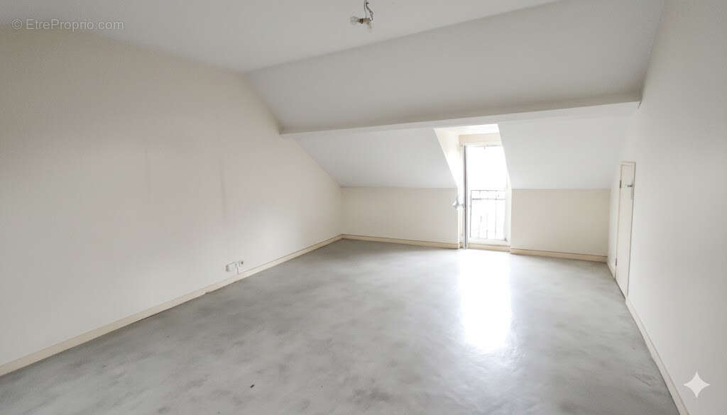 Maison à CHATELLERAULT