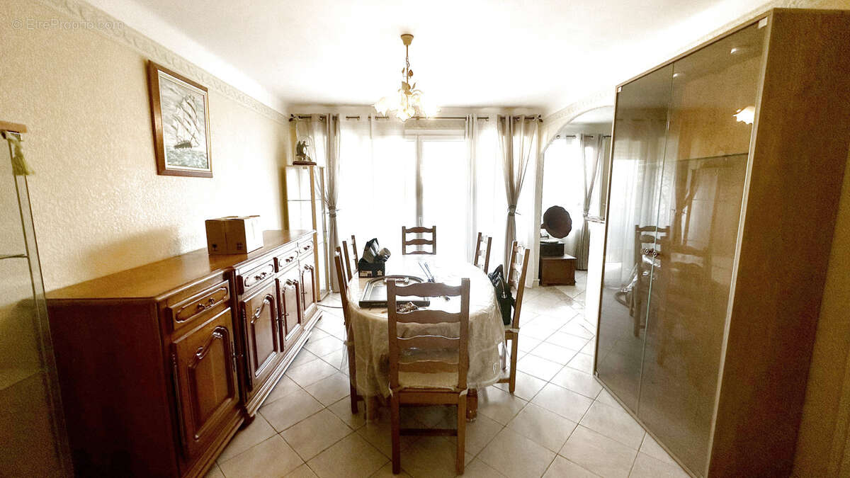 Appartement à MARSEILLE-11E