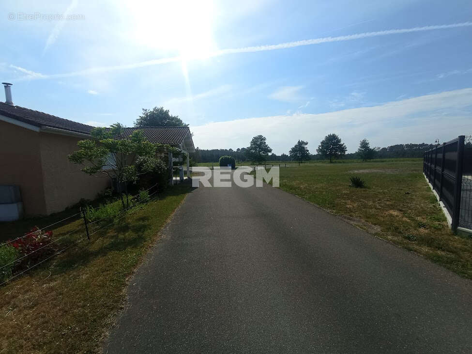 Appartement à ONESSE-ET-LAHARIE
